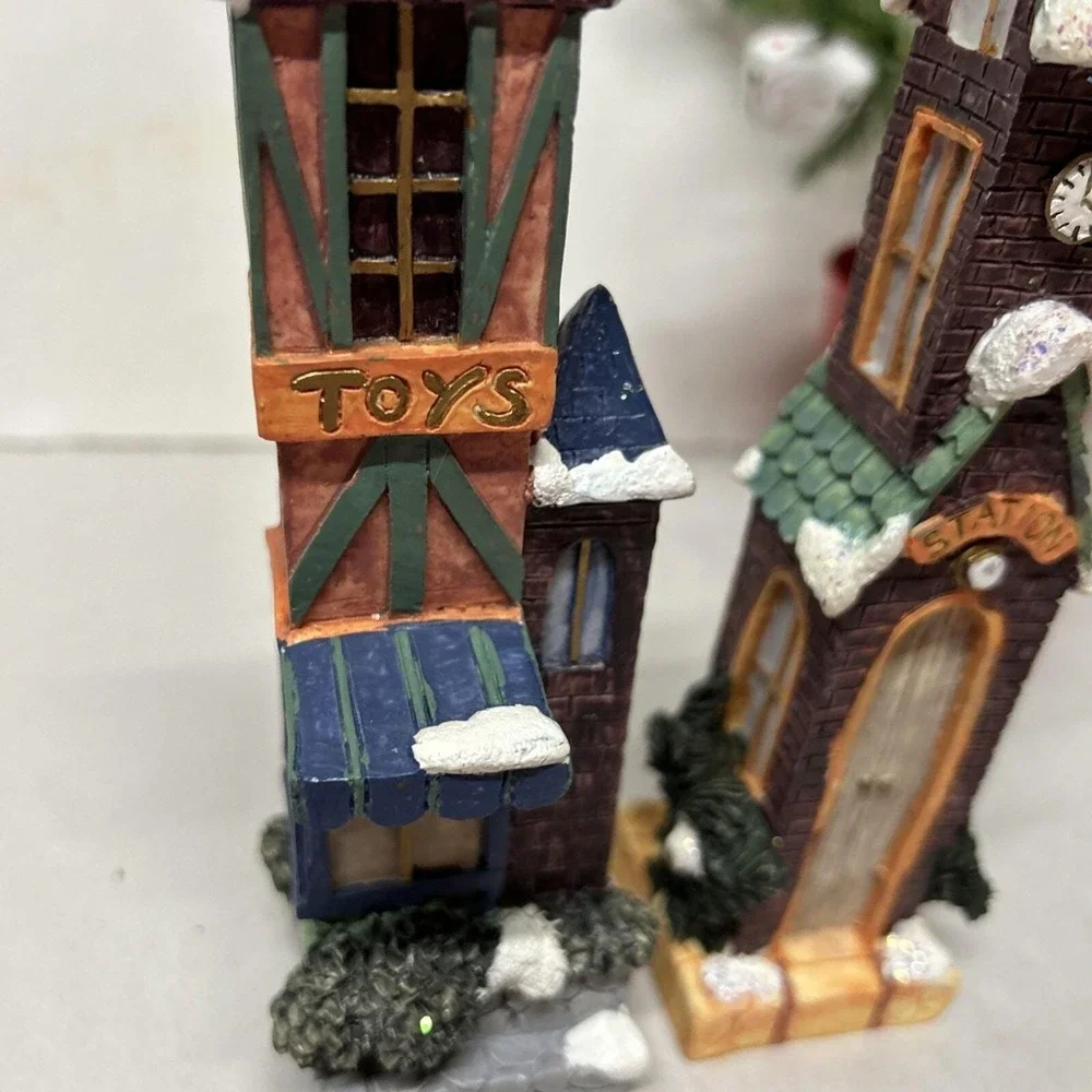 Christmas Village 4 Pieces, Two Pencil Houses, Two Elves, Resin,‎  Display